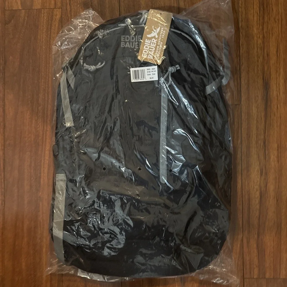 Eddie Bauer‎ Montlake 27L Durable Backpack Large Hiking Camping Travel Laptop
